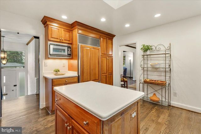 6225 KELLOGG DR, Mclean, VA 22101