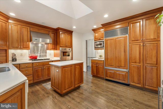 6225 KELLOGG DR, Mclean, VA 22101