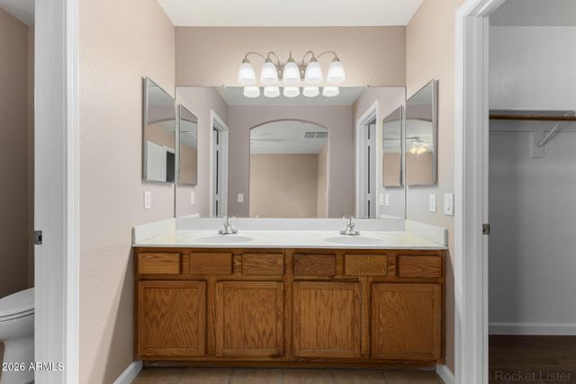 4915 W Burgess Lane, Laveen, AZ 85339