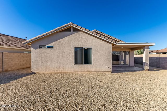 4915 W Burgess Lane, Laveen, AZ 85339
