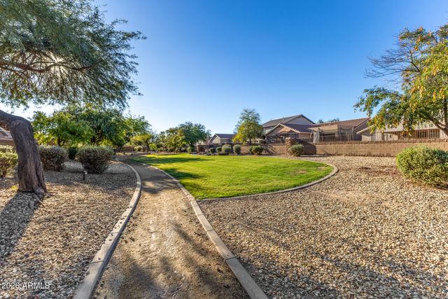 4915 W Burgess Lane, Laveen, AZ 85339