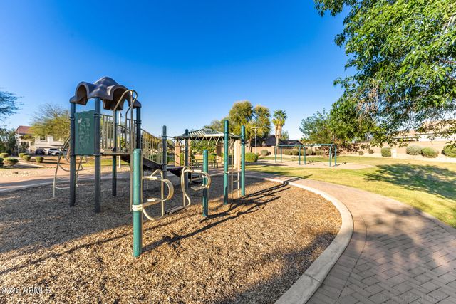 4915 W Burgess Lane, Laveen, AZ 85339