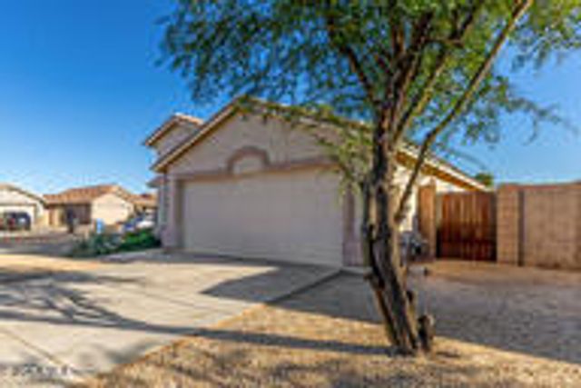 4915 W Burgess Lane, Laveen, AZ 85339