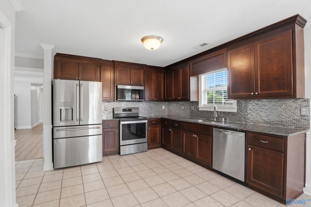 104 Autumn Glaze Drive, Meridianville, AL 35759