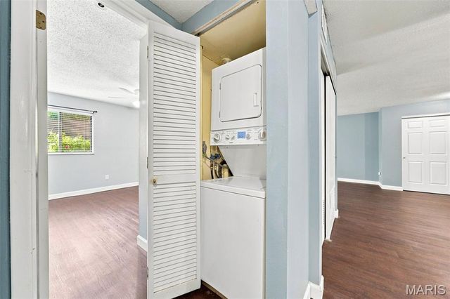 1465 Heritage Landing 104, St Charles, MO 63303