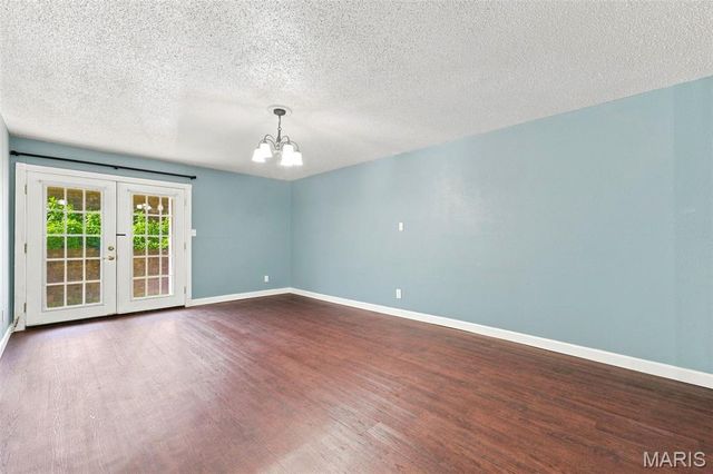 1465 Heritage Landing 104, St Charles, MO 63303