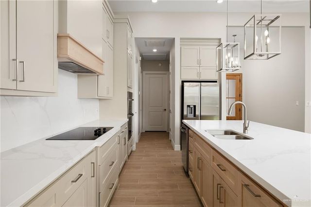 3701 Zenker Avenue, Mcallen, TX 78504