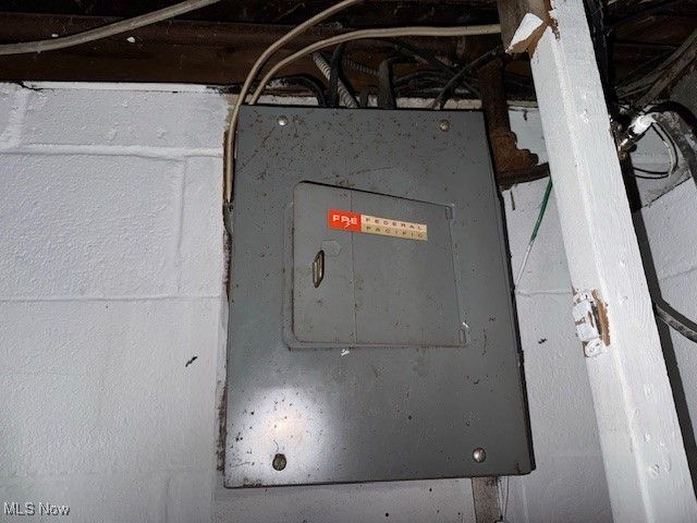 1185 Townsend Avenue, Youngstown, OH 44505