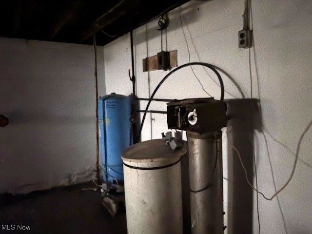 1185 Townsend Avenue, Youngstown, OH 44505