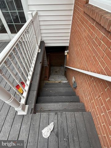 5405 BROOKLAND RD, Alexandria, VA 22310