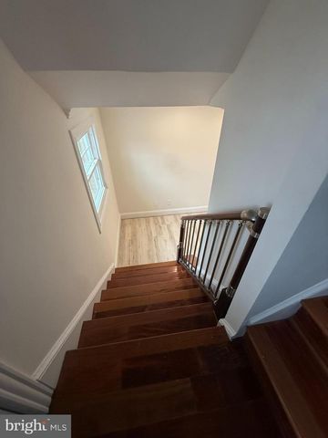 5405 BROOKLAND RD, Alexandria, VA 22310