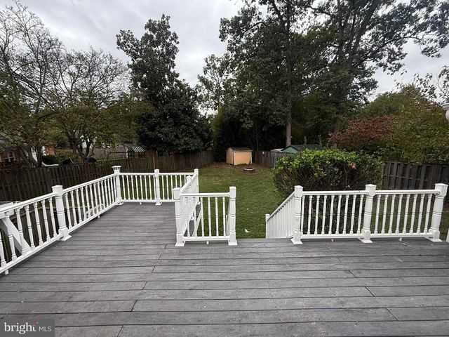 5405 BROOKLAND RD, Alexandria, VA 22310