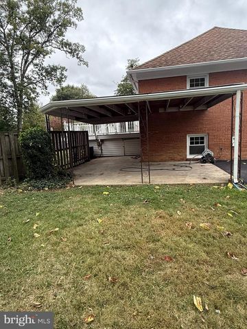 5405 BROOKLAND RD, Alexandria, VA 22310