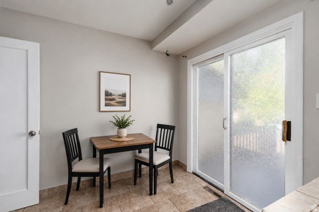 907 S TYLER AVE, Ogden, UT 84404