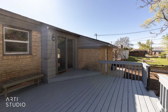 907 S TYLER AVE, Ogden, UT 84404