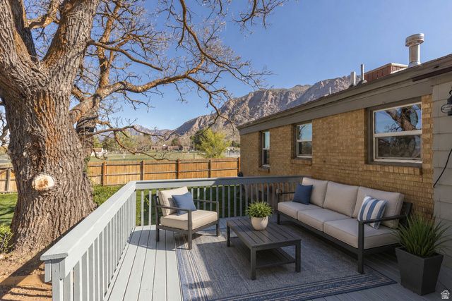 907 S TYLER AVE, Ogden, UT 84404