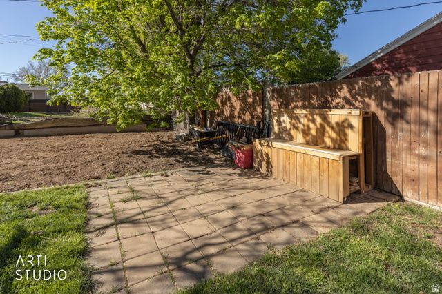 907 S TYLER AVE, Ogden, UT 84404