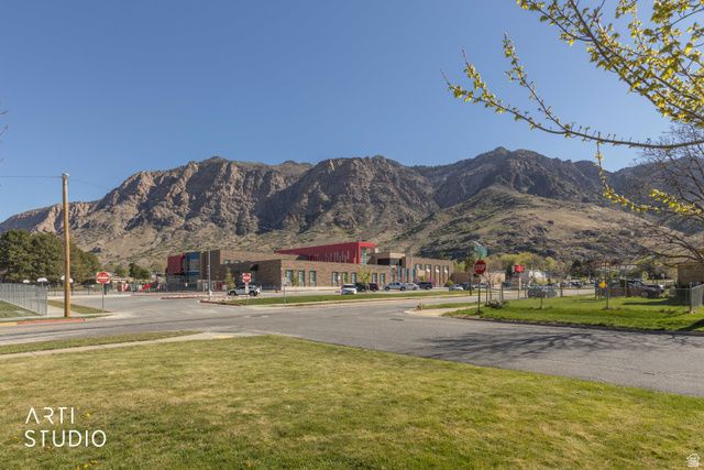 907 S TYLER AVE, Ogden, UT 84404