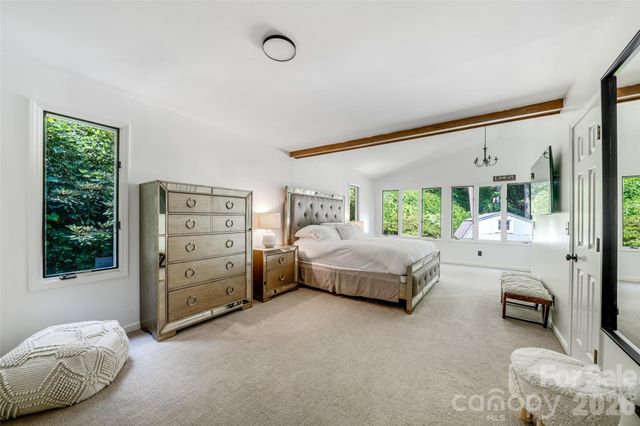 336 Sky Lake Drive, Hendersonville, NC 28739