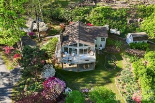 336 Sky Lake Drive, Hendersonville, NC 28739