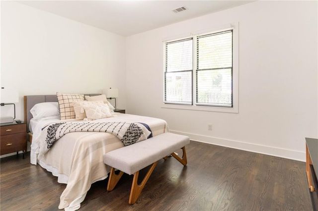 1560 New NE Street, Atlanta, GA 30307