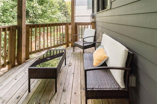 1560 New NE Street, Atlanta, GA 30307