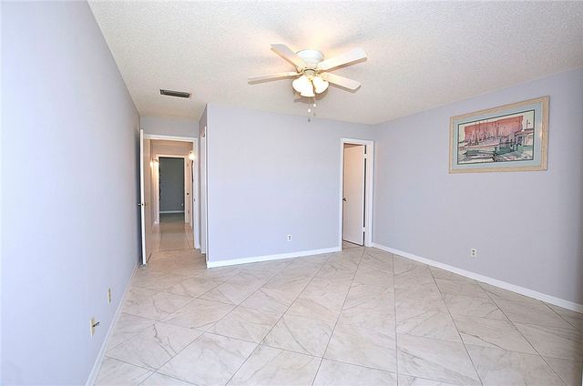 85 Crooked Tree Lane 201, Vero Beach, FL 32962