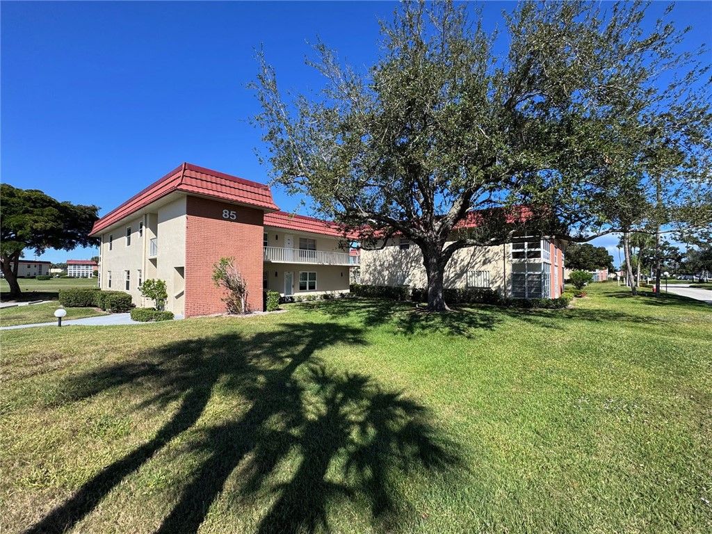 85 Crooked Tree Lane 201, Vero Beach, FL 32962