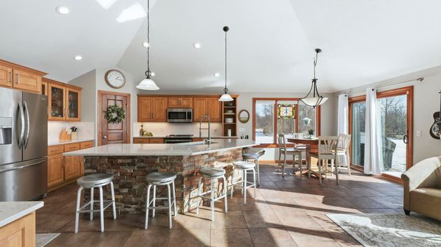 8405 Ashworth Court, Fort Wayne, IN 46818