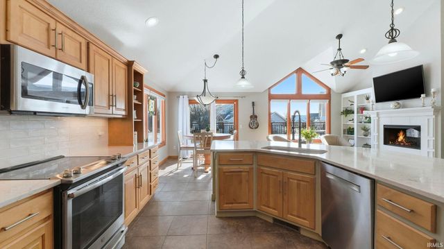 8405 Ashworth Court, Fort Wayne, IN 46818