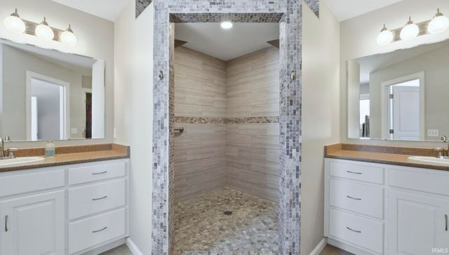 8405 Ashworth Court, Fort Wayne, IN 46818