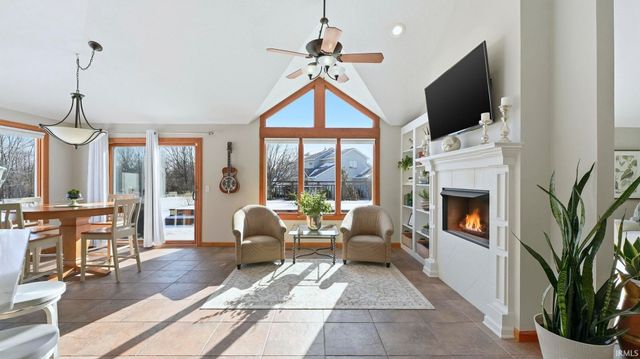 8405 Ashworth Court, Fort Wayne, IN 46818