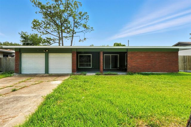8631 Mcavoy Drive, Houston, TX 77074