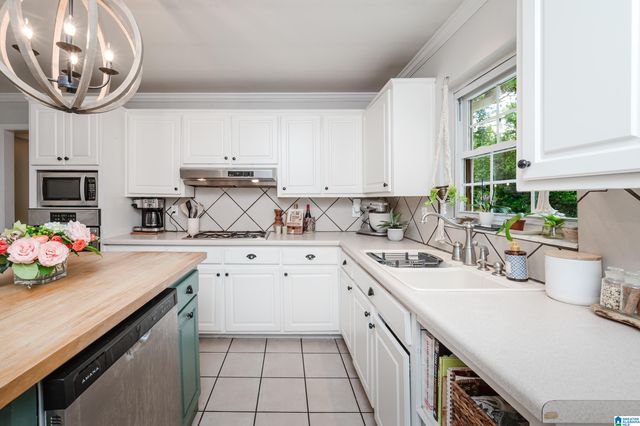 2120 HADEN STREET, Hoover, AL 35226