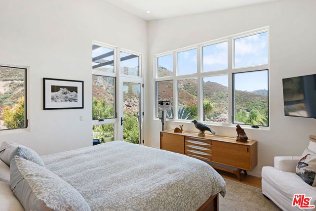 34067 Mulholland Highway, Malibu, CA 90265