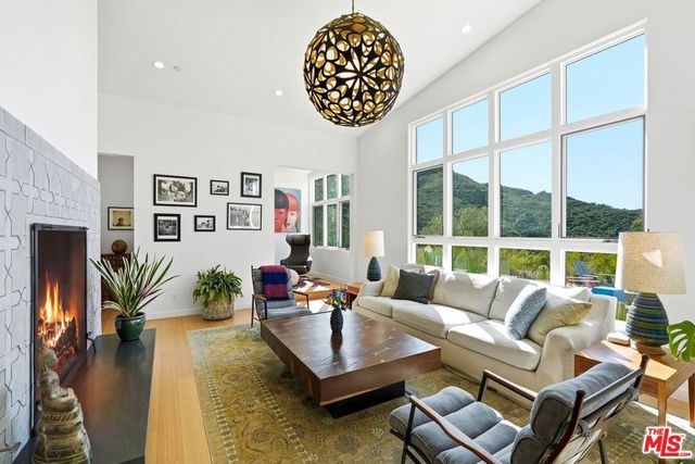 34067 Mulholland Highway, Malibu, CA 90265