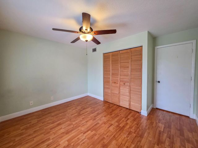 1109 Green Pine Boulevard H3, West Palm Beach, FL 33409