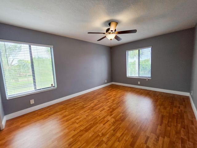 1109 Green Pine Boulevard H3, West Palm Beach, FL 33409