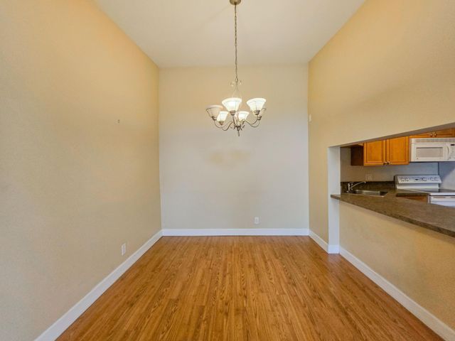 1109 Green Pine Boulevard H3, West Palm Beach, FL 33409