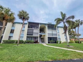 1109 Green Pine Boulevard H3, West Palm Beach, FL 33409