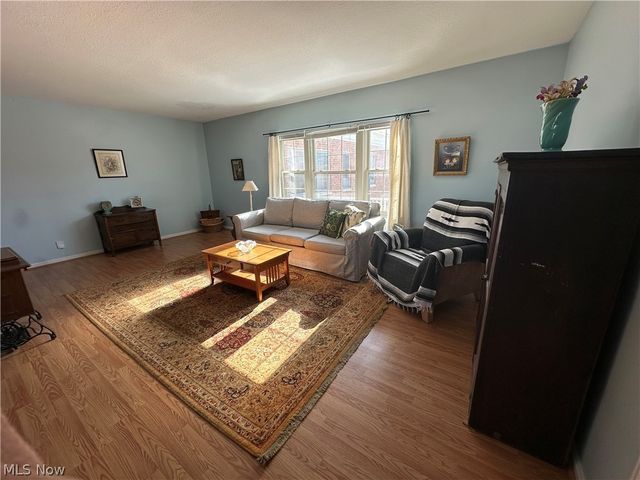 15875 Van Aken Boulevard, Shaker Heights, OH 44120