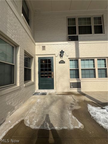 15875 Van Aken Boulevard, Shaker Heights, OH 44120