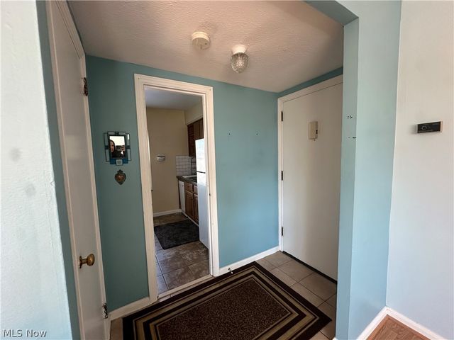 15875 Van Aken Boulevard, Shaker Heights, OH 44120