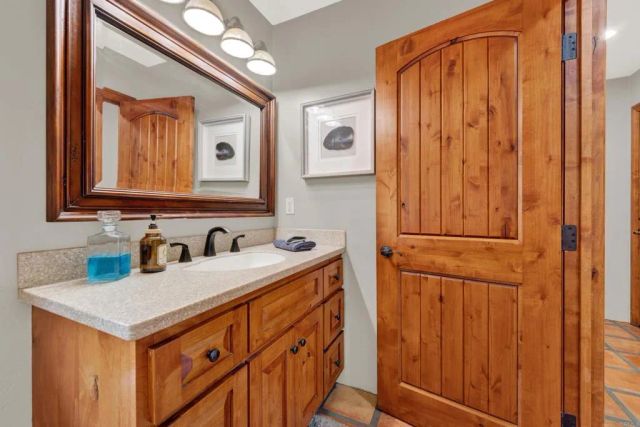 4605 Mayapan, La Mesa, CA 91941