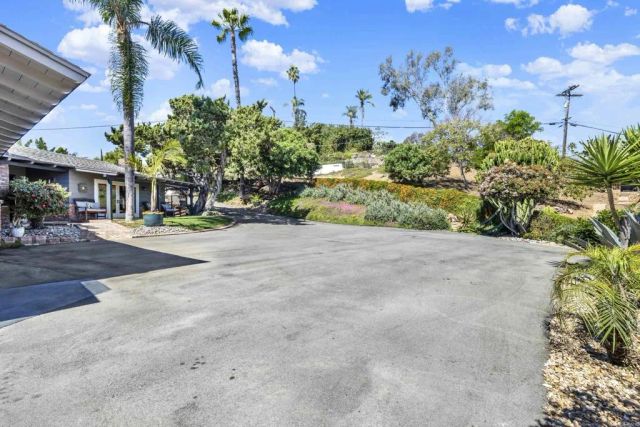 4605 Mayapan, La Mesa, CA 91941