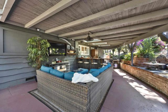 4605 Mayapan, La Mesa, CA 91941