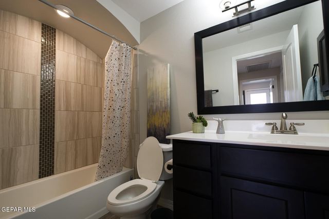 804 HC Gilbert Minjares Drive A, Socorro, TX 79927