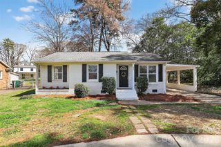 1234 Clanton Road 15, Charlotte, NC 28217