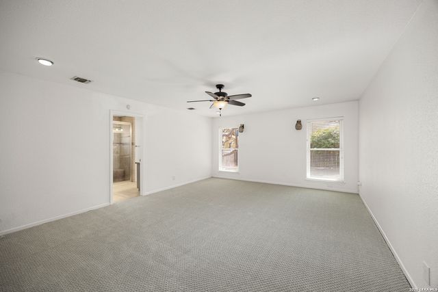 8318 Heraldry St, San Antonio, TX 78254