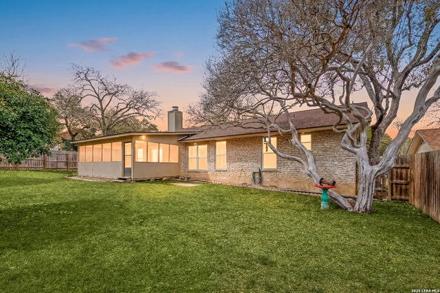 8318 Heraldry St, San Antonio, TX 78254